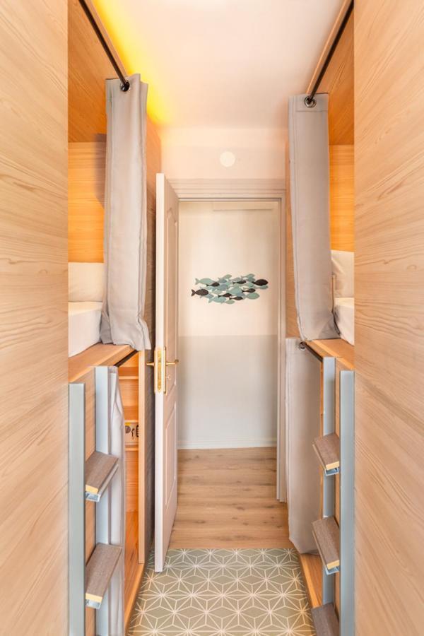 Bed in 4-Bed Female Dormitory Room,1125311763:JPEG